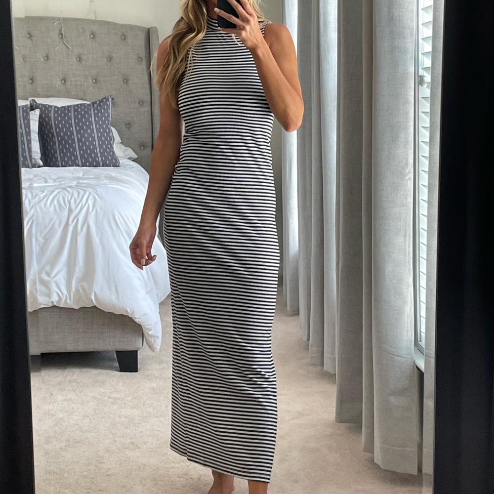 Black & White Stripe Maxi Dress - Size M but fits like Small! Worn once. Summer!